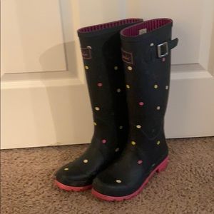 Rain boots